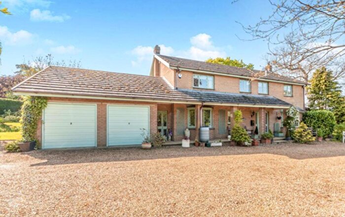 5 Bedroom House To Rent In Witham-on-the-Hill, Bourne, PE10