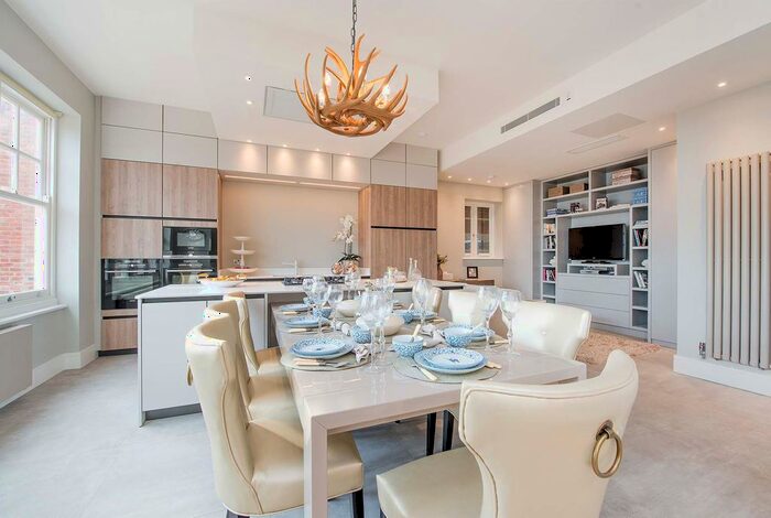 3 Bedroom Flat To Rent In Lyndhurst Road, Hampstead, NW3