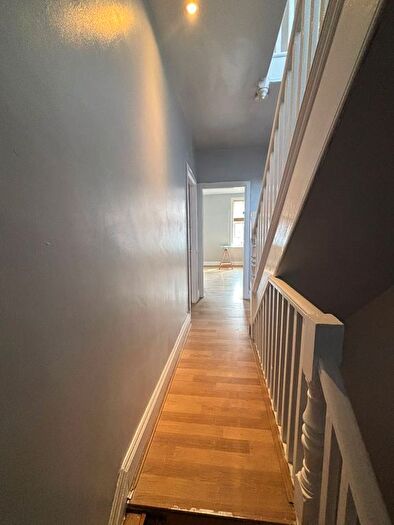 4 Bedroom Flat To Rent In Narborough Road, Leicester, LE3