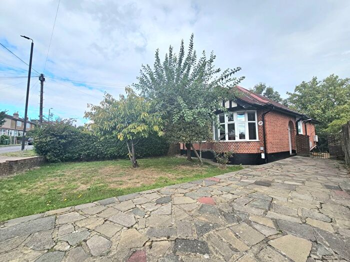 3 Bedroom Bungalow For Sale In Green Lane, Kent, BR7