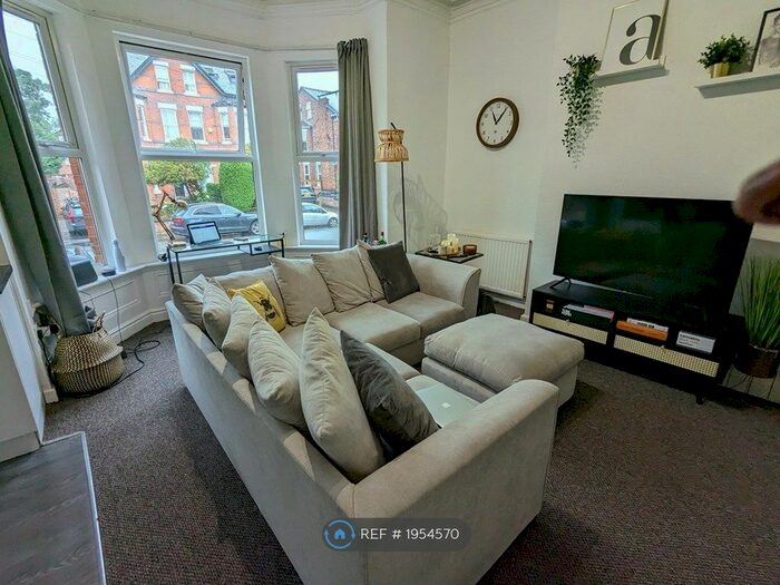 1 Bedroom Flat To Rent In Old Lansdowne Road, Manchester, M20