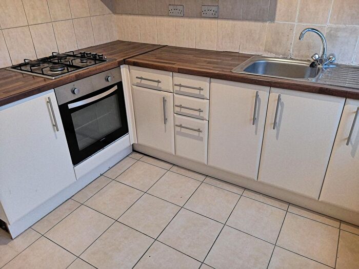 3 Bedroom Property To Rent In Mead Crescent, Southampton, SO18