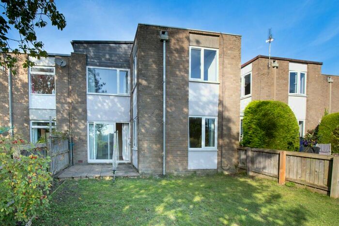 3 Bedroom Terraced House To Rent In Bremilham Rise, Malmesbury, SN16