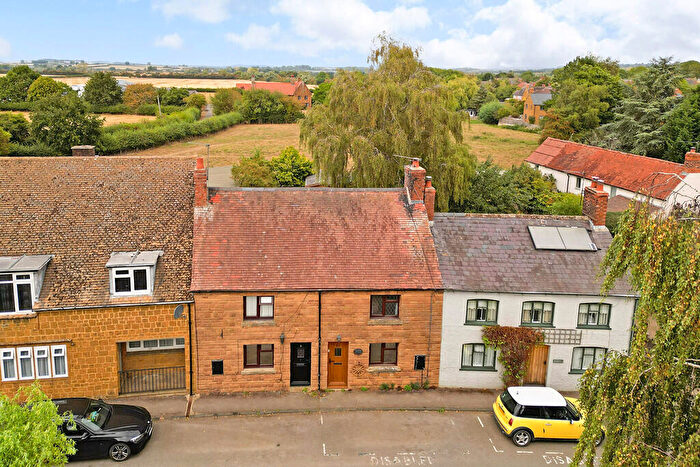 2 Bedroom Terraced House For Sale In Fenny Compton, CV47