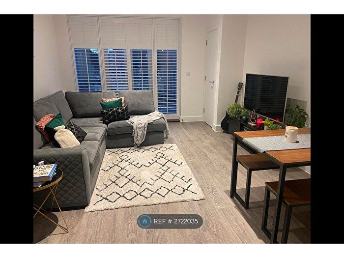 1 Bedroom Flat To Rent In Corys Road, Rochester, ME1