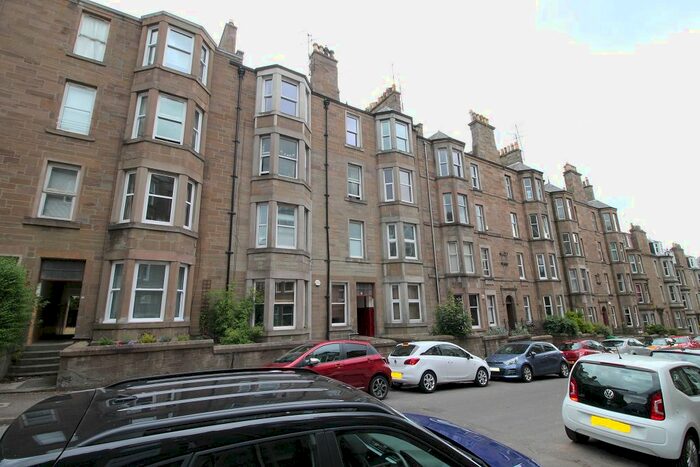 2 Bedroom Flat To Rent In Bellefield Avenue, Dundee, DD1