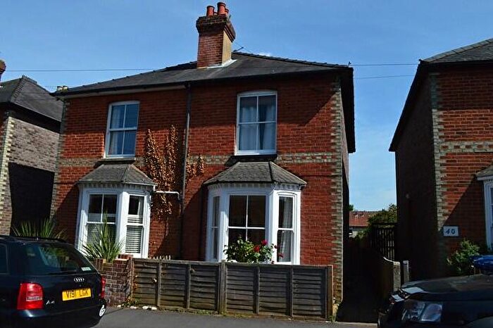 2 Bedroom Maisonette For Sale In Bedroom Ground Floor Maisonette In Godalming, GU7