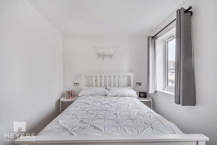 2 Bedroom End Of Terrace House For Sale In Wool, BH20