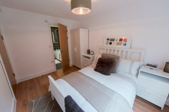 2 Bedroom Apartment To Rent In Vine Street, Liverpool, Merseyside, L7