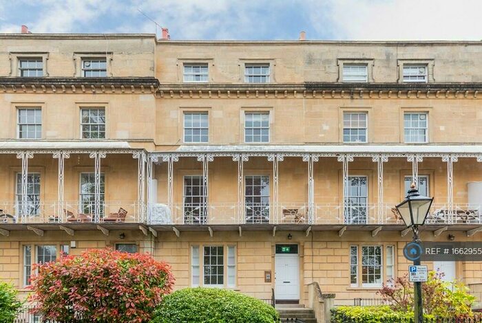 2 Bedroom Flat To Rent In South Parade Mansions, Clifton, Bristol, BS8