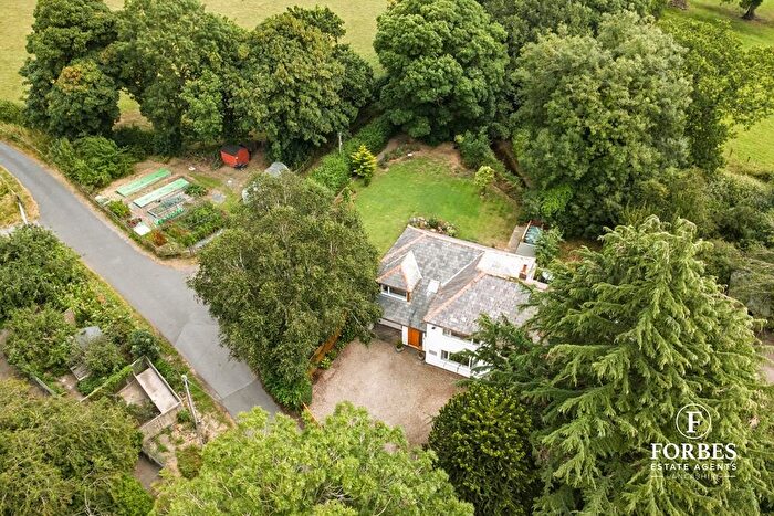 4 Bedroom Semi-Detached House For Sale In The Brambles, Potters Lane, Samlesbury, PR5
