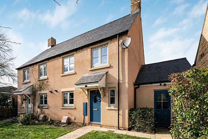 4 Bedroom Semi-Detached House For Sale In Cirencester Road, Tetbury, Gloucestershire, GL8