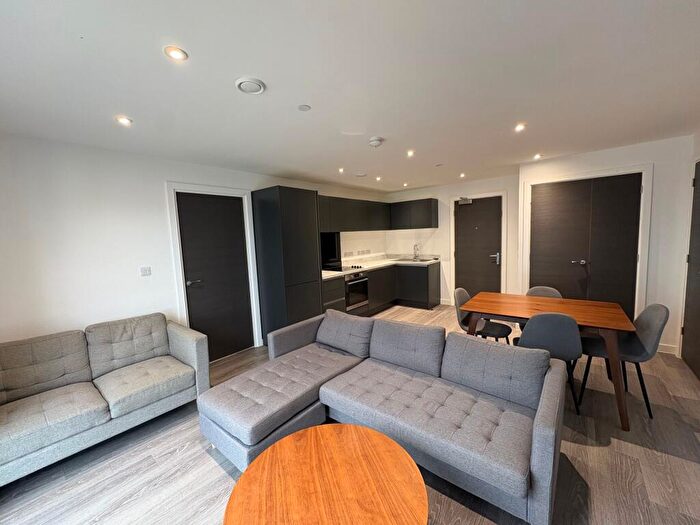 2 Bedroom Apartment To Rent In Woden Street, Salford, M5
