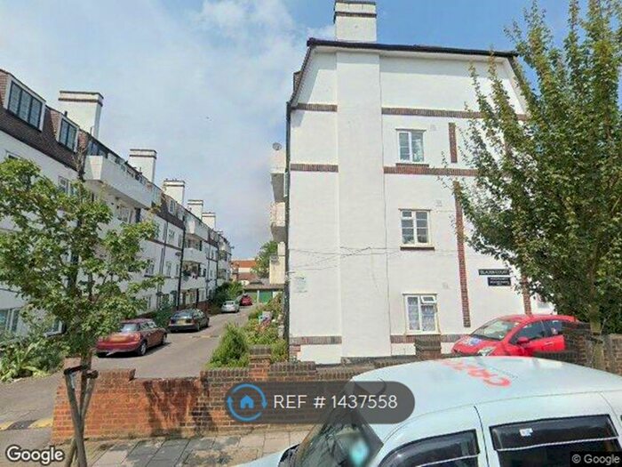 2 Bedroom Flat To Rent In Bladon Court, London, SW16