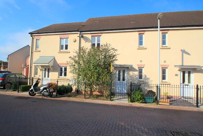 3 Bedroom Property To Rent In Swannington Drive, Kingsway, Gloucester, GL2