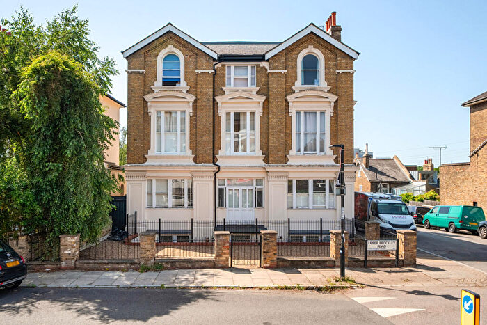2 Bedroom Apartment For Sale In Upper Brockley Road, London, SE4