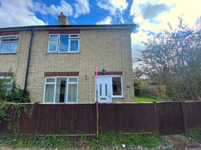 2 Bedroom House To Rent In Burnt Close, Grantchester, CB3