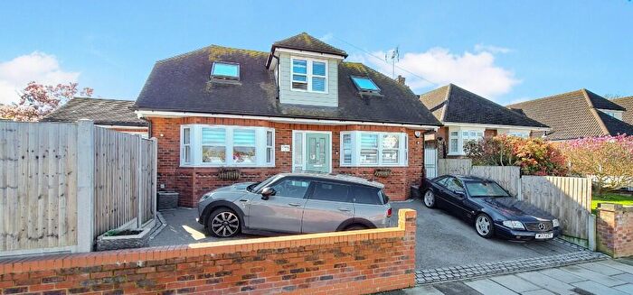 3 Bedroom Detached House For Sale In Leigh-On-Sea, Essex, SS9