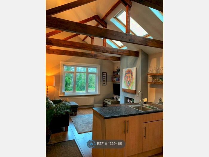 1 Bedroom Flat To Rent In Wavertree Road, London, SW2