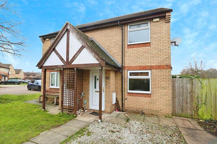 2 Bedroom Semi-Detached House To Rent In Berberis Close, Hull, HU3