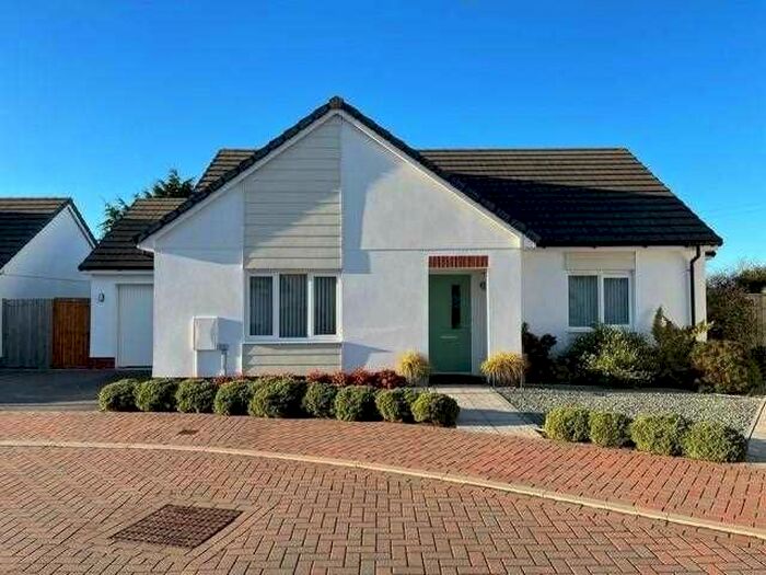 2 Bedroom Bungalow For Sale In Carvinack Meadows, Shortlanesend, Truro TR4
