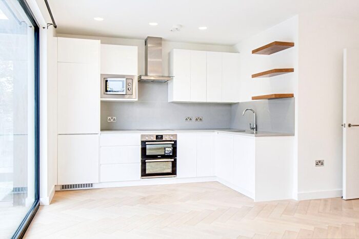 1 Bedroom Flat To Rent In Bell Foundry Close, Croydon, CR0