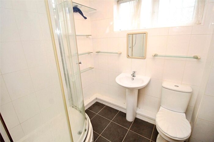 3 Bedroom Semi-Detached House For Sale In Newmarche Drive, Askern, Doncaster, South Yorkshire, DN6
