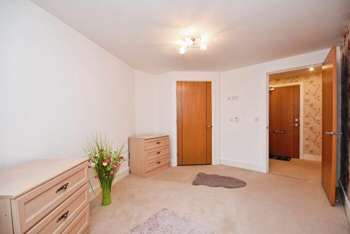 1 Bedroom Flat For Sale In Chinnerys Court, Braintree, CM7
