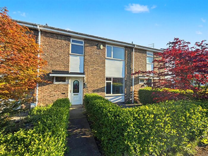 3 Bedroom Terraced House For Sale In Dinsdale Close, Middleton St George, DL2