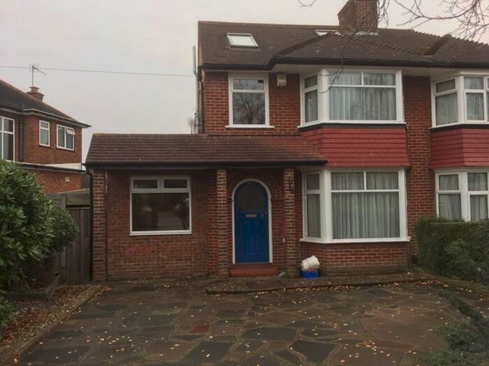 4 Bedroom Terraced House To Rent In Tewkesbury, Edgware, NW9