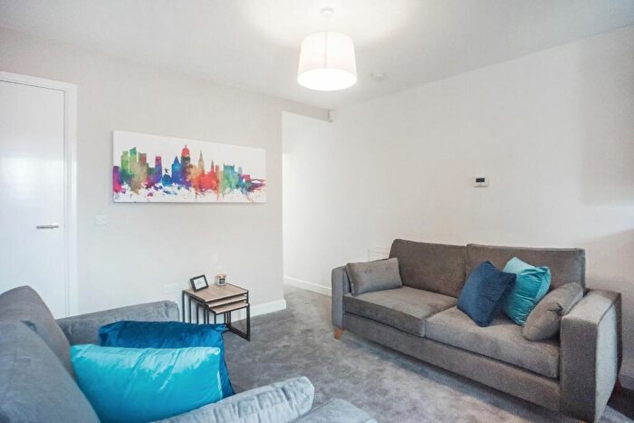 4 Bedroom Semi-Detached House To Rent In Marlborough Road, Beeston, Nottingham, Nottinghamshire, NG9