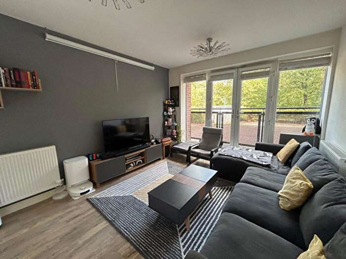 2 Bedroom Apartment To Rent In Cambridge House, Kingsway, DE22