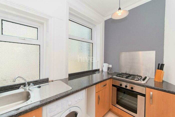 Studio To Rent In St George's Terrace, Jesmond, Newcastle Upon Tyne, NE2