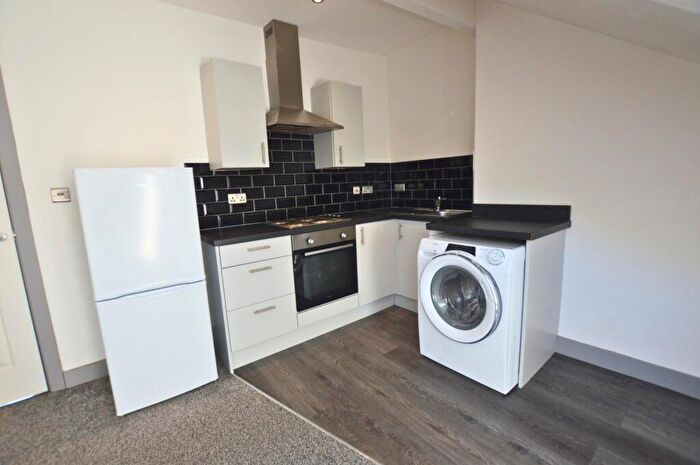 1 Bedroom House To Rent In Harehills Avenue, Leeds, LS8