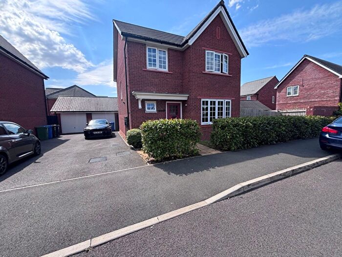 4 Bedroom Detached House For Sale In Oak Green Road, Lowton, WA3
