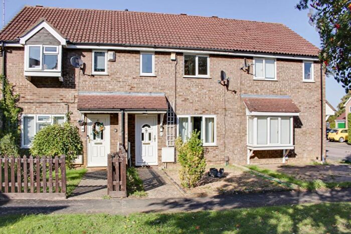 3 Bedroom Terraced House To Rent In Meadowsweet, Eaton Ford, PE19