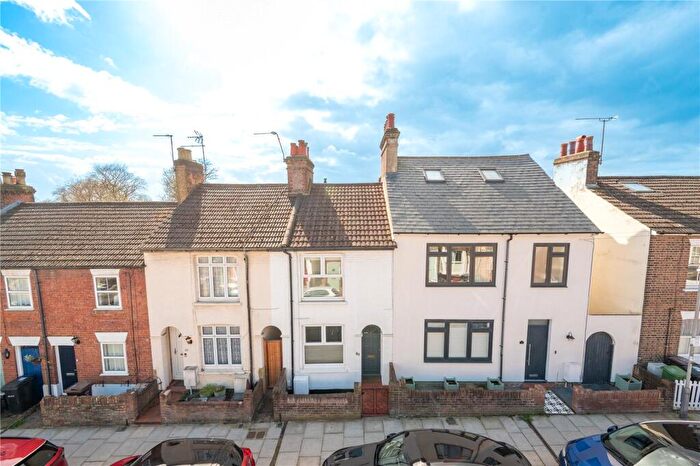 2 Bedroom Terraced House For Sale In Cavendish Road, St. Albans, Hertfordshire, AL1