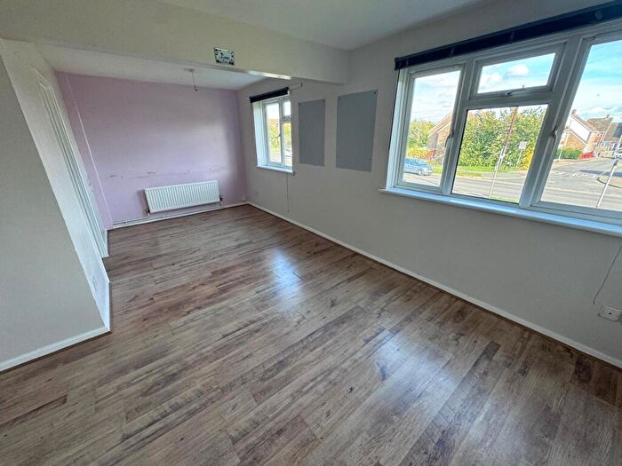 2 Bedroom Flat For Sale In Fairfax Court, St. Neots, PE19