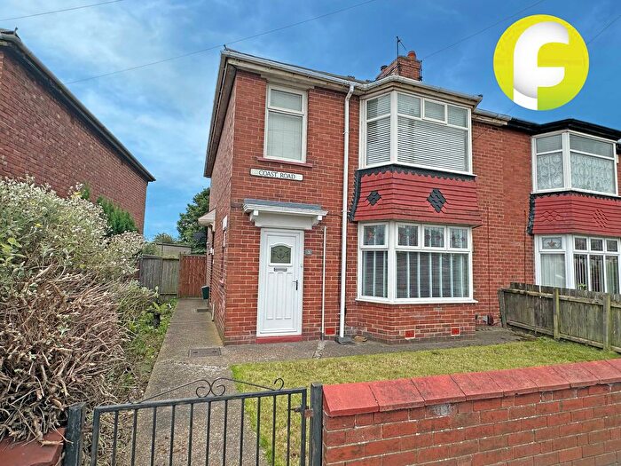 2 Bedroom Flat For Sale In Coast Road, North Shields, North Tyneside, NE29