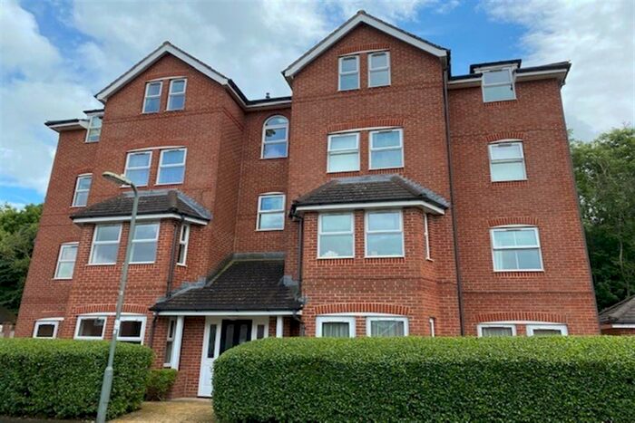 2 Bedroom Apartment To Rent In Beggarwood, Basingstoke, RG22