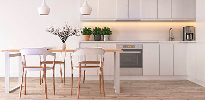 2 Bedroom Apartment For Sale In Regent Road, M5