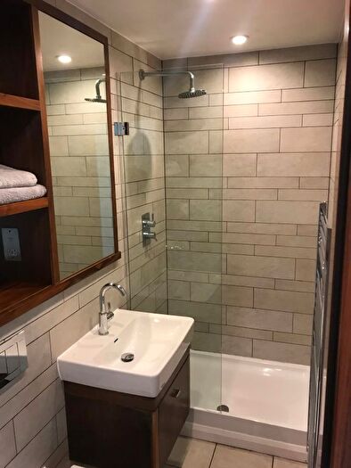 2 Bedroom Flat To Rent In The Hayes, Cardiff, CF10
