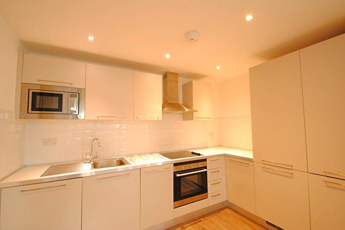 1 Bedroom Flat To Rent In Turnpike Lane, Turnpike Lane, N8