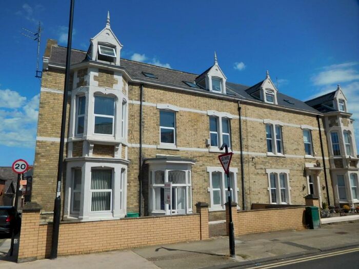 2 Bedroom Flat To Rent In Beverley Terrace, Cullercoats. ., NE30