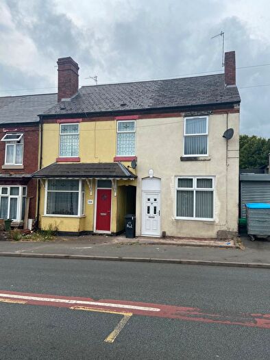 3 Bedroom End Of Terrace House To Rent In Commonside, Brierley Hill, DY5