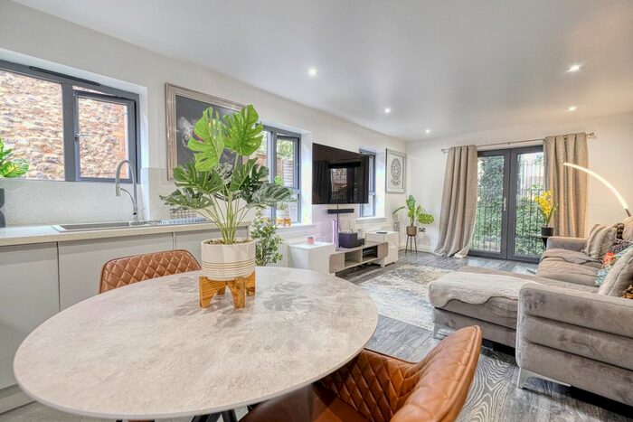 2 Bedroom Flat To Rent In King Street, Norwich ., NR1