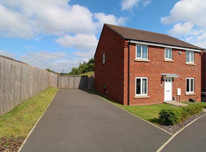 4 Bedroom Detached House For Sale In Taper Close, Kingswinford, DY6
