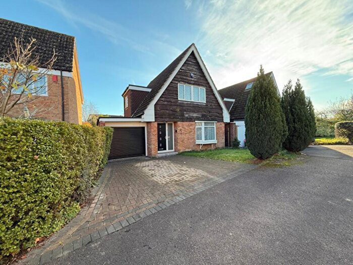 3 Bedroom Bungalow For Sale In Chestnut Chase, Nailsea, North Somerset, BS48