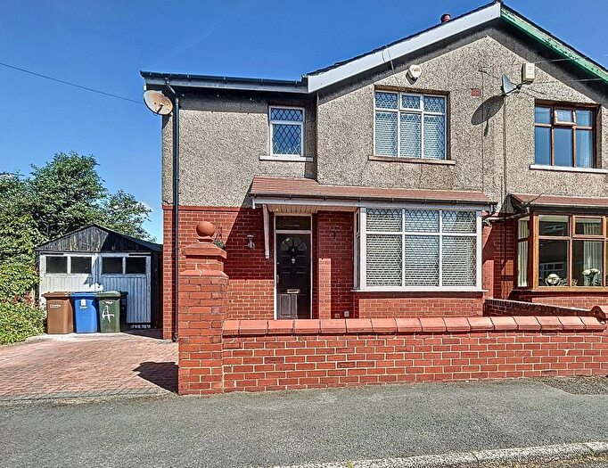 3 Bedroom Semi-Detached House To Rent In Collison Avenue, Chorley, PR7
