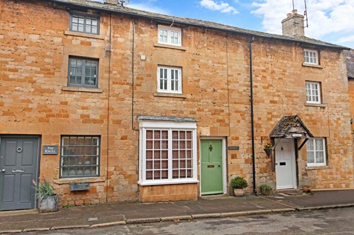3 Bedroom Terraced House For Sale In High Street, Blockley, Moreton-in-Marsh, Gloucestershire., GL56